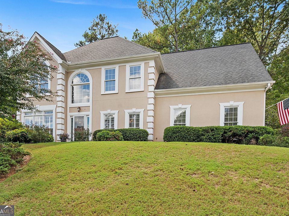 1st image of 330 Vickery Cir