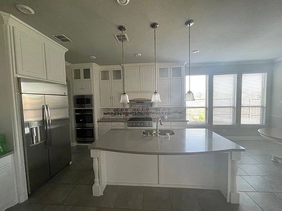 2nd image of 15112 Morning Star Ln