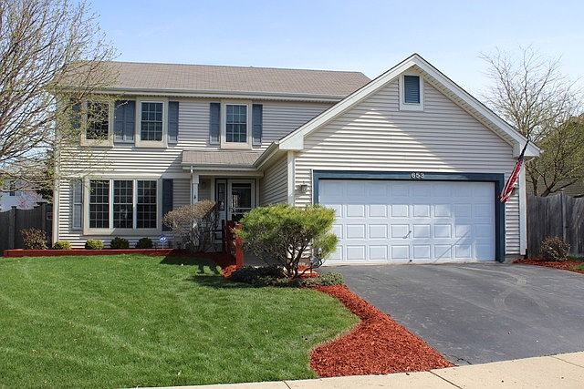 1st image of 653 Lakewood Farms Dr