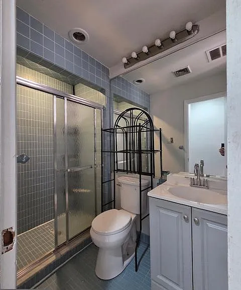 413 S Broad St #3 — Photo 3