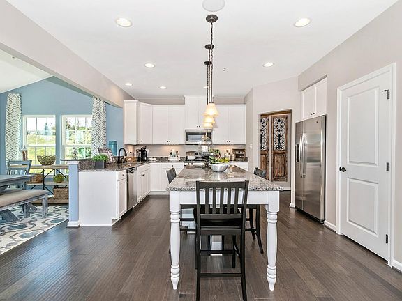 3rd image of 1532 Oak Dr Lot 167