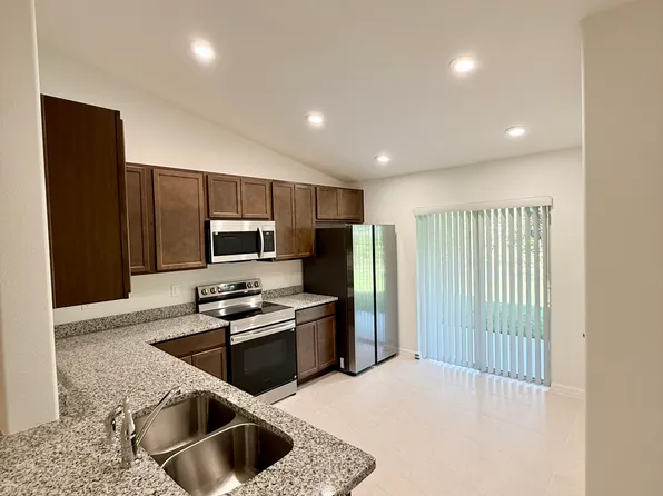 2 Whee Pl #B, Palm Coast, FL 32164