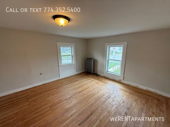 292 Main St #B, Danielson, CT 06239