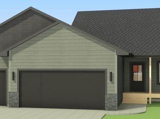 5004 N Heron Pl, Sioux Falls, SD 57107