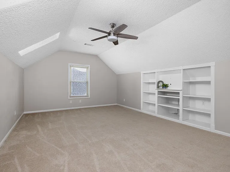 3075 Stonecrest Cir — Photo 30