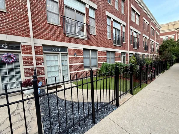 855 N May St APT F, Chicago, IL 60642