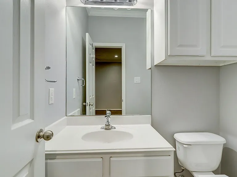 2211 Roy St #B — Photo 7