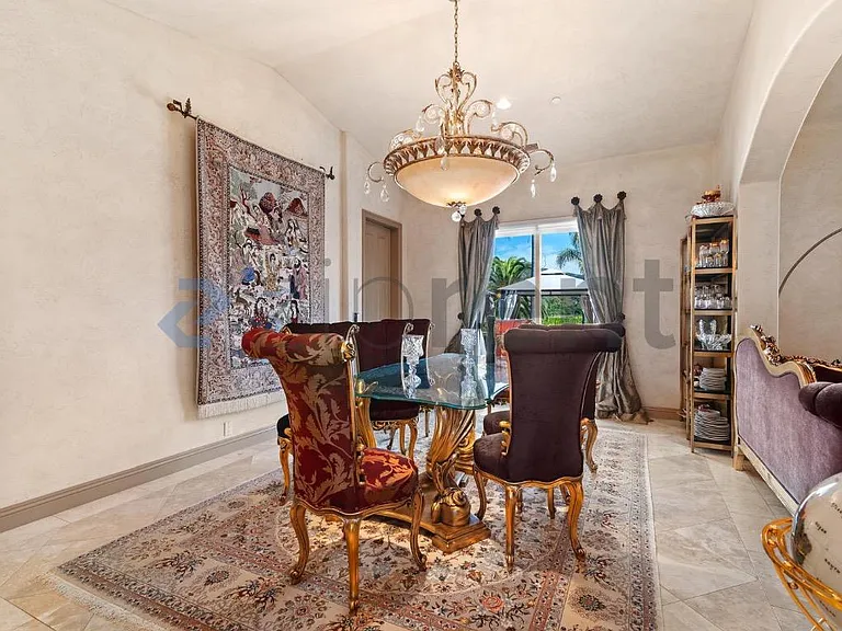 18545 Aliso Canyon Rd — Photo 11