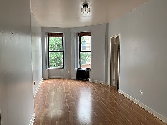 1st image of 431 Halsey St #2