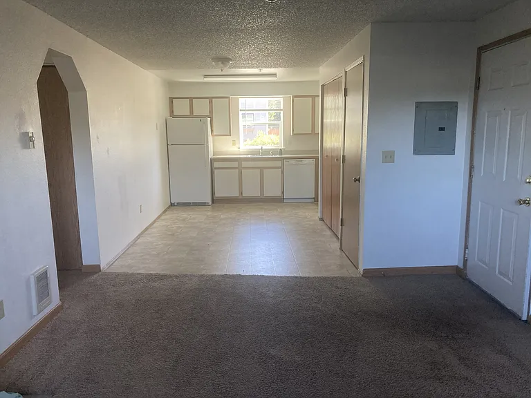 1536 Bloomingdale Ln SW #103 — Photo 3