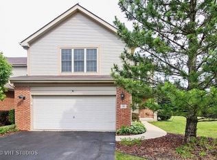 11 Iliad Dr, Tinley Park, IL 60477