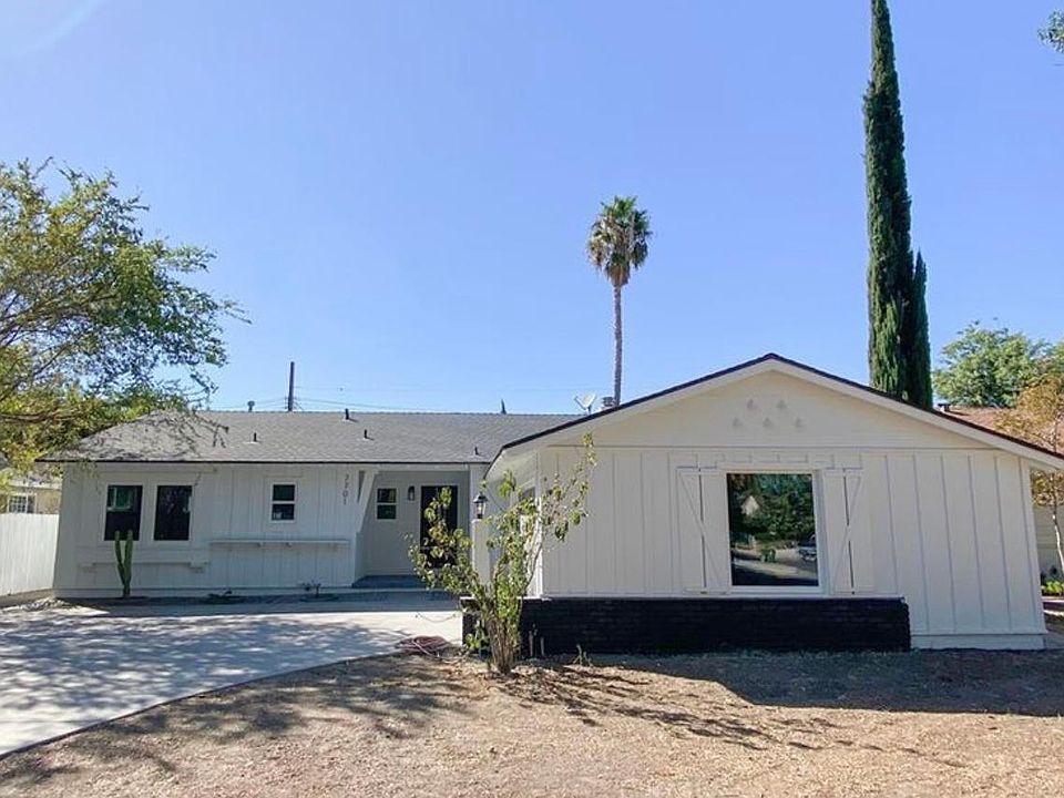 7700 Variel Ave, Canoga Park, CA 91304 Zillow
