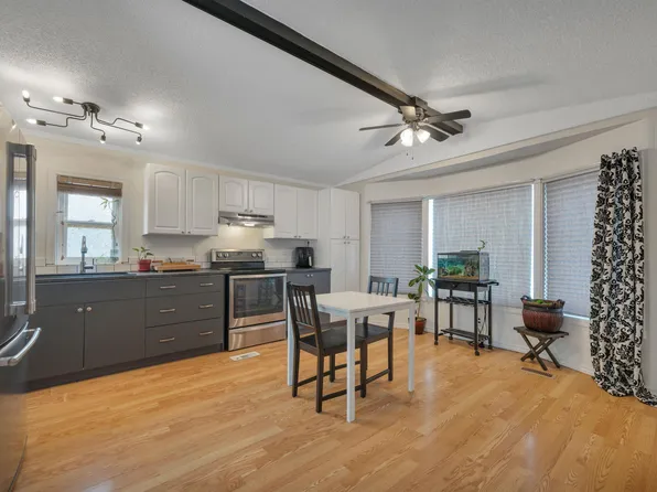 140 Evergreen Park NW, Edmonton, AB T5Y 4M2