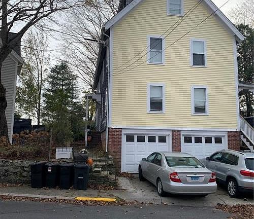 2nd image of 17 Bayview Ave
