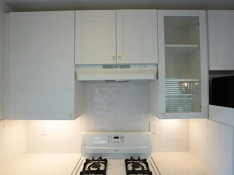3009 Date St — Photo 8
