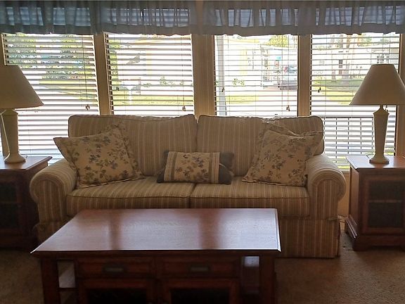 4th image of 605 Sand Lake Ct