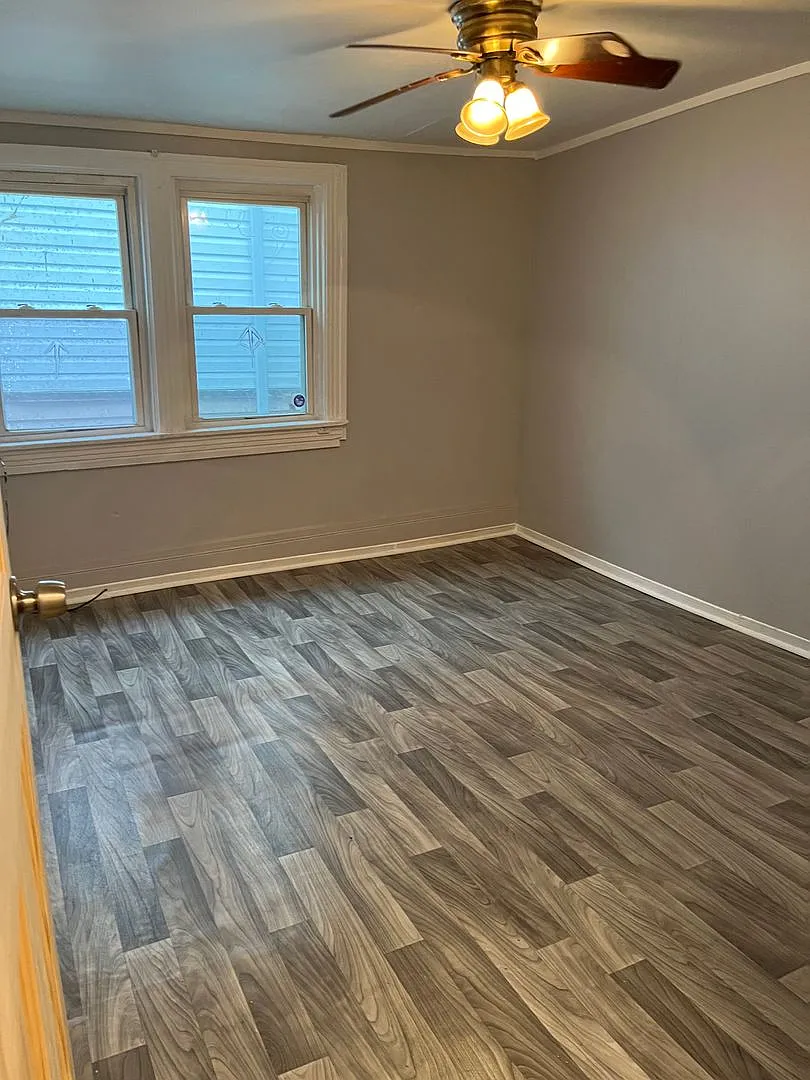 410 Locust — Photo 3