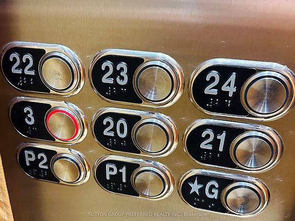 4th image of 389 Dundas St #2201