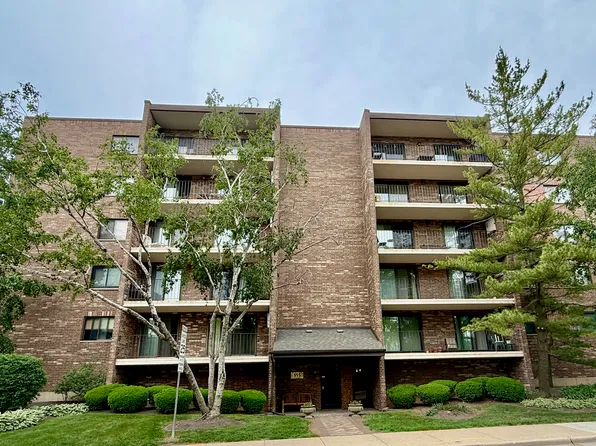 555 Graceland Ave APT 505, Des Plaines, IL 60016