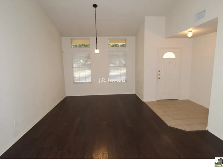5611 Bertha Dr — Photo 55