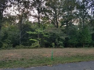 53 Cane Creek Cir, Camden, TN 38320