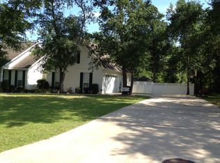 9512 Pono Pl, Diamondhead, MS 39525