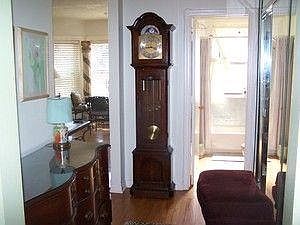 4th image of 942 Washington Blvd APT 1E