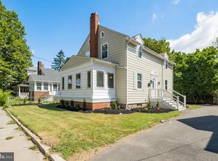 11 Delaware Ave, Penns Grove, NJ 08069