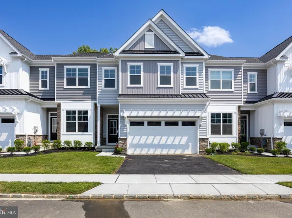 29 Baldwin Ct, Medford, NJ 08055