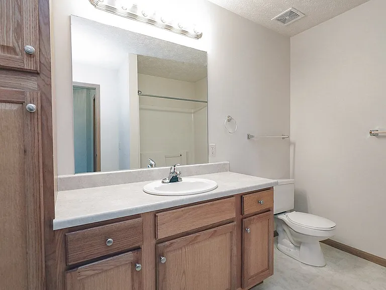Lexington Ridge Apartments — Photo 37