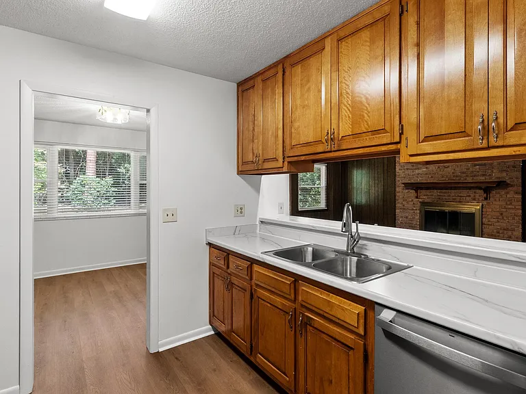 3108 Briarwood Dr — Photo 19