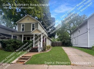 1718 Center Ave NE, Grand Rapids, MI 49505