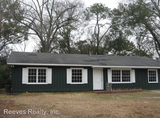 711 Pinehill Dr, Mobile, AL 36606