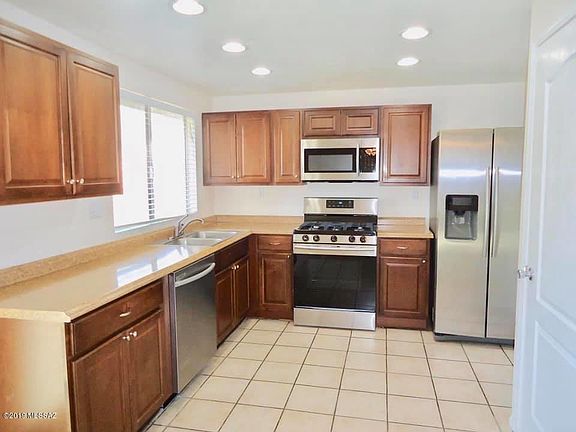 2nd image of 2510 W Vereda De Las Flores