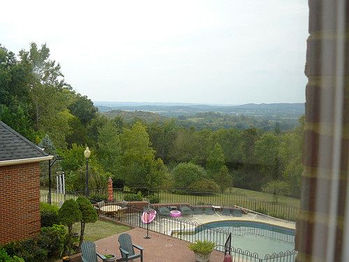2nd image of 2030 Lewisburg Hwy