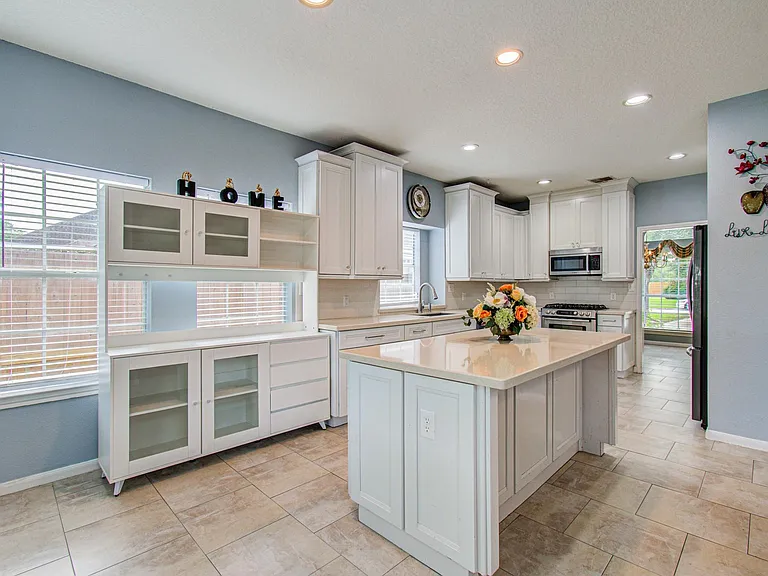 3631 Sunset Meadows Dr — Photo 10