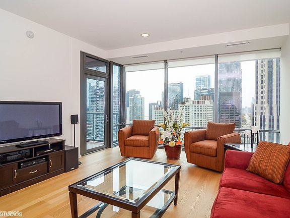 4th image of 240 E Illinois St APT 2509