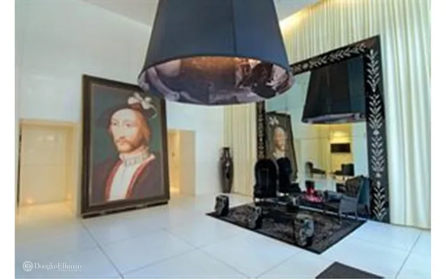 Rented by Douglas Elliman | media 30