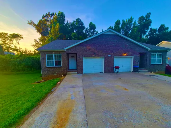1101 Timber Ridge Dr #A, Clarksville, TN 37042