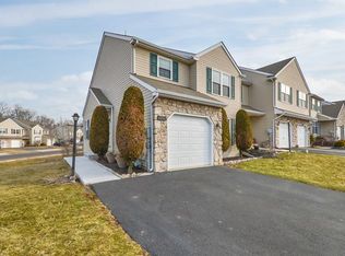 1261 Stonegate Cir, Lansdale, PA 19446