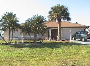 585 Mimosa Ave NW, Pt Charlotte, FL 33952