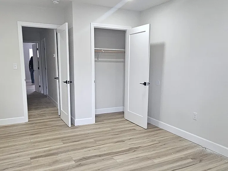 44 Warner St #B12 — Photo 14