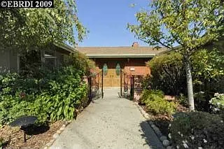 1360 Sandelin Ave photo 1