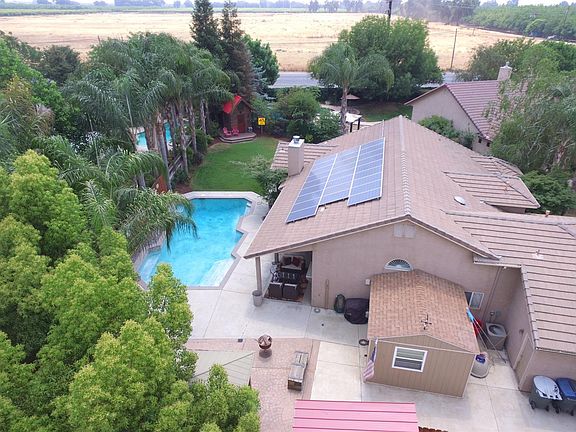 4th image of 3530 S Oakhurst Ct