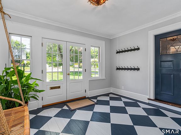 4th image of 22 Ridgewood Road