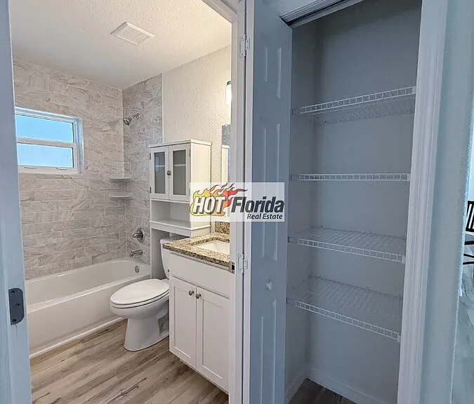 2320 W Wellston Rd — Photo 28
