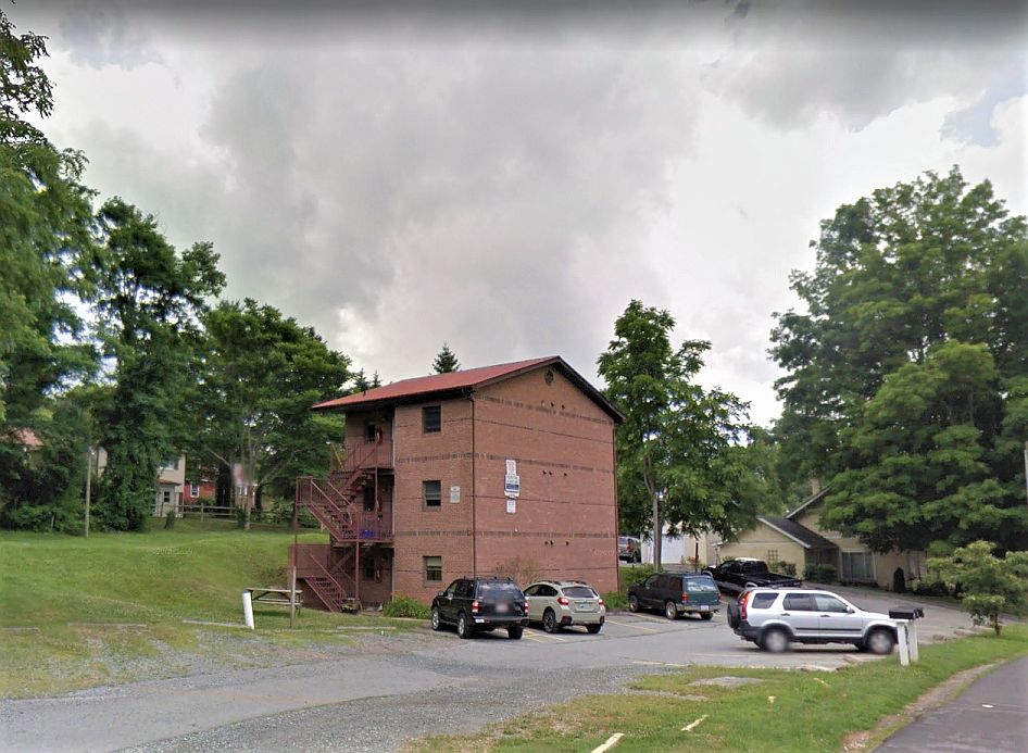 1st image of 279 Oak St #2