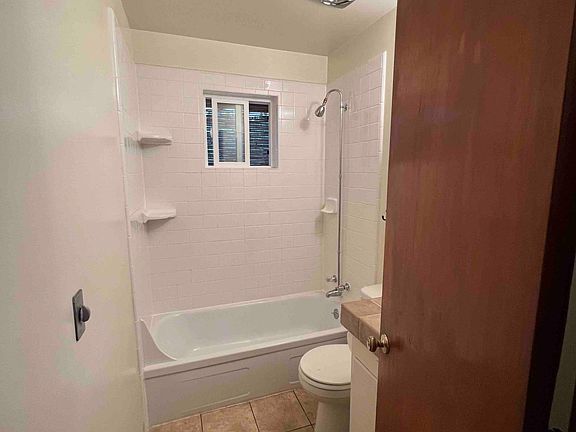 Full bathroom on first floor.