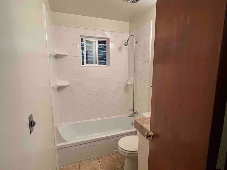 Full bathroom on first floor.