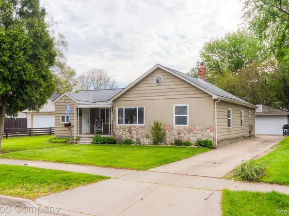 26280 Wolverine St, Madison Heights, MI 48071